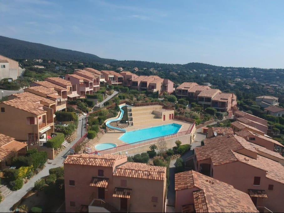 Terrasse De 30M2 Vue Mer Panoramique 1 Chambre Apartment Cavalaire-sur-Mer Exterior photo